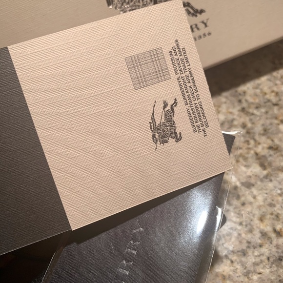 🤓💎NEW BURBERRY FRAMES🤓W/ ORIGINAL CASE/BOX💎🤓 - Picture 7 of 16